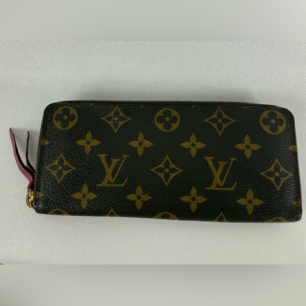 Louis Vuitton Monogram Wallet (fuchsia)